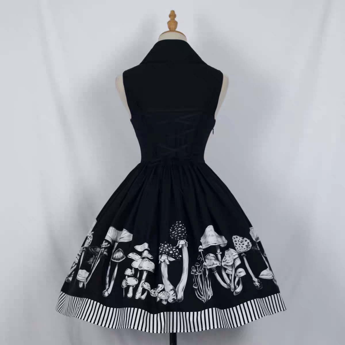 【Poison Mushroom】 Gothic Lolita Dress JSK
