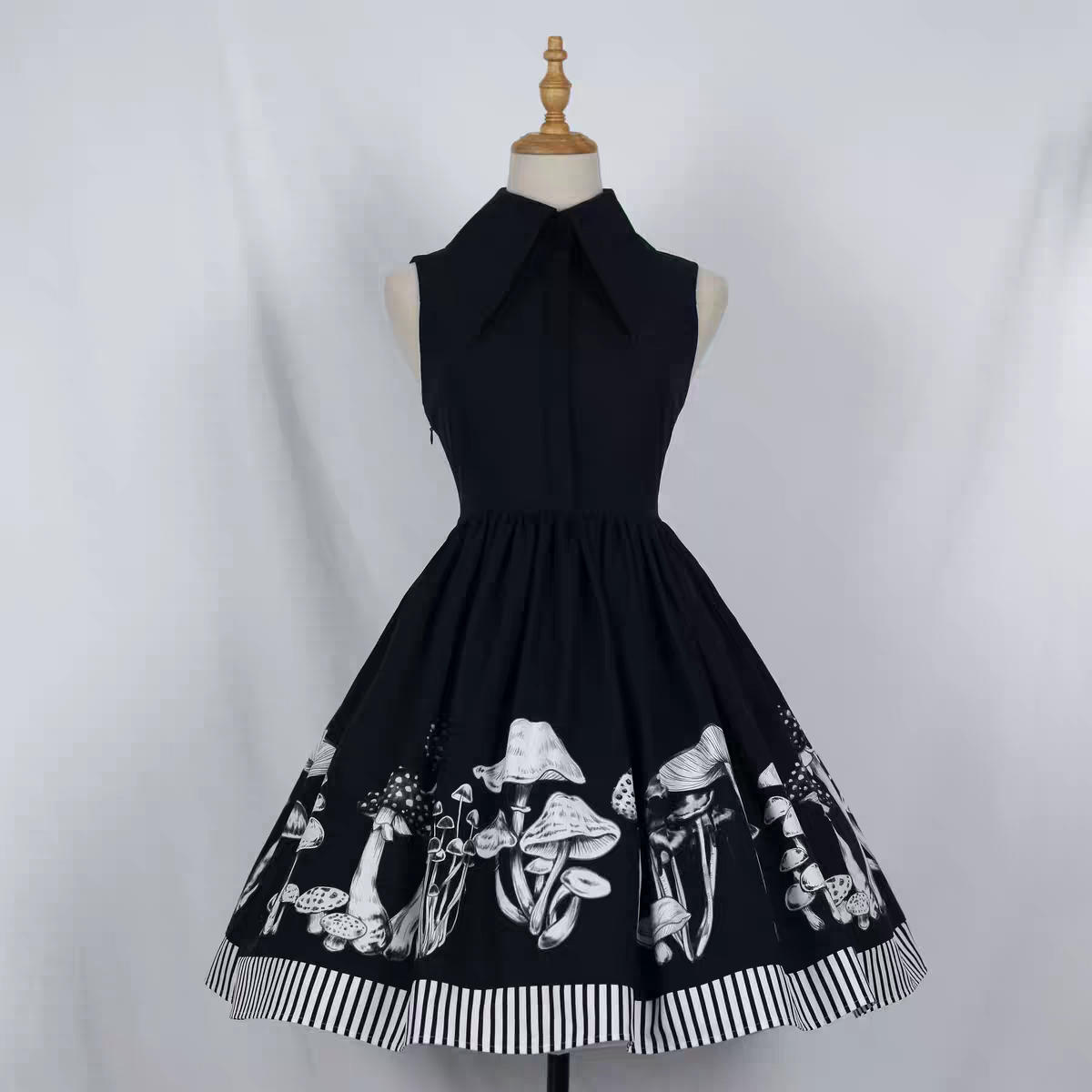 【Poison Mushroom】 Gothic Lolita Dress JSK