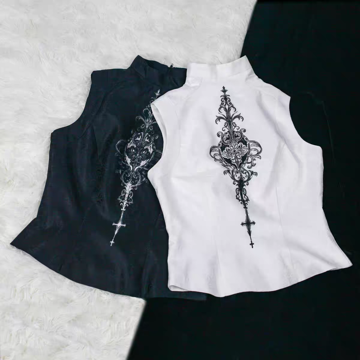 【Nocturne of the Dead】Printed inner vest sleeveless