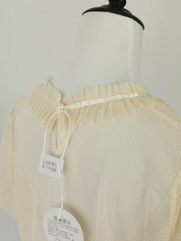 Short sleeved dotted yarn stand up collar with bubble sleeves for inner wear