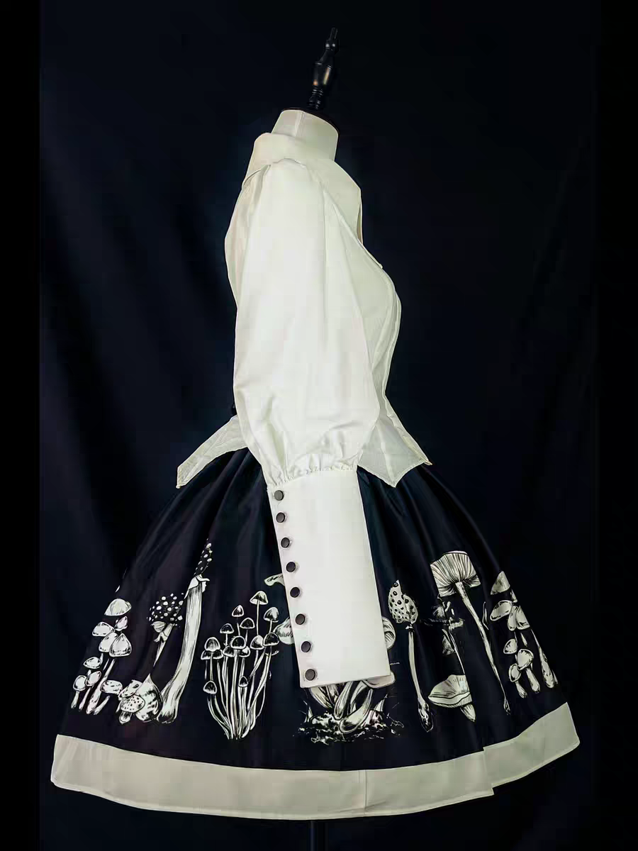 [Oath] Gothic style lamb leg sleeve shirt