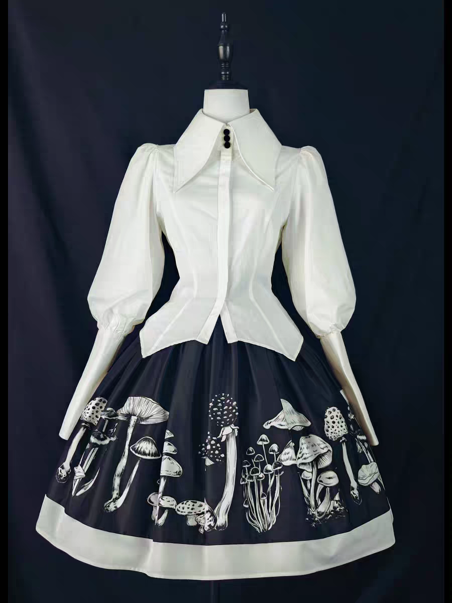 [Oath] Gothic style lamb leg sleeve shirt
