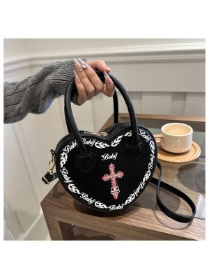 High-quality small bag for women in autumn and winter, niche design, shoulder and crossbody bag, hot-selling personality peach heart bag