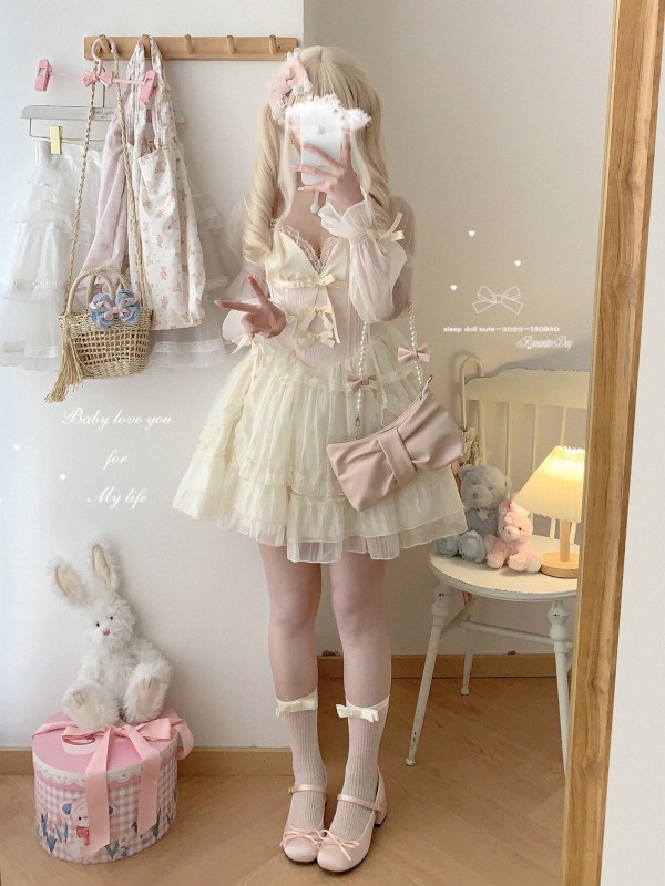 Sweet Lolita Bow Jacquard Retro Suspender Puffy Dress