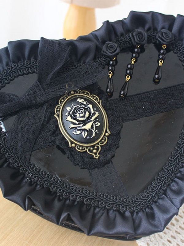 Gothic Retro Black Handbag Lolita Heart Crossbody Bag